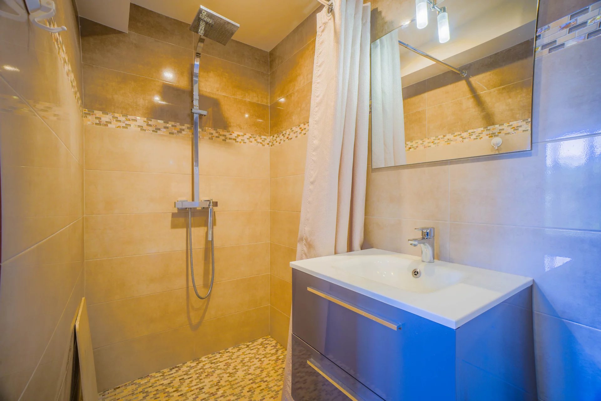 Saint-Gély-du-Fesc, Languedoc-Roussillon, 34980, FR, 7 Bedrooms Bedrooms, ,1 BathroomBathrooms,Residential,For Sale,1486410