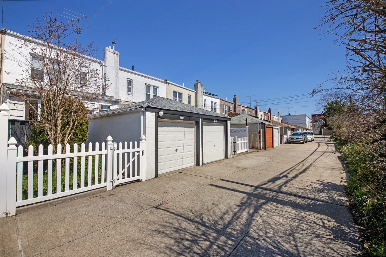 234 89th Street, Brooklyn, New York, 11209, United States, 3 Bedrooms Bedrooms, ,2 BathroomsBathrooms,Residential,For Sale,234 89th Street,1510724