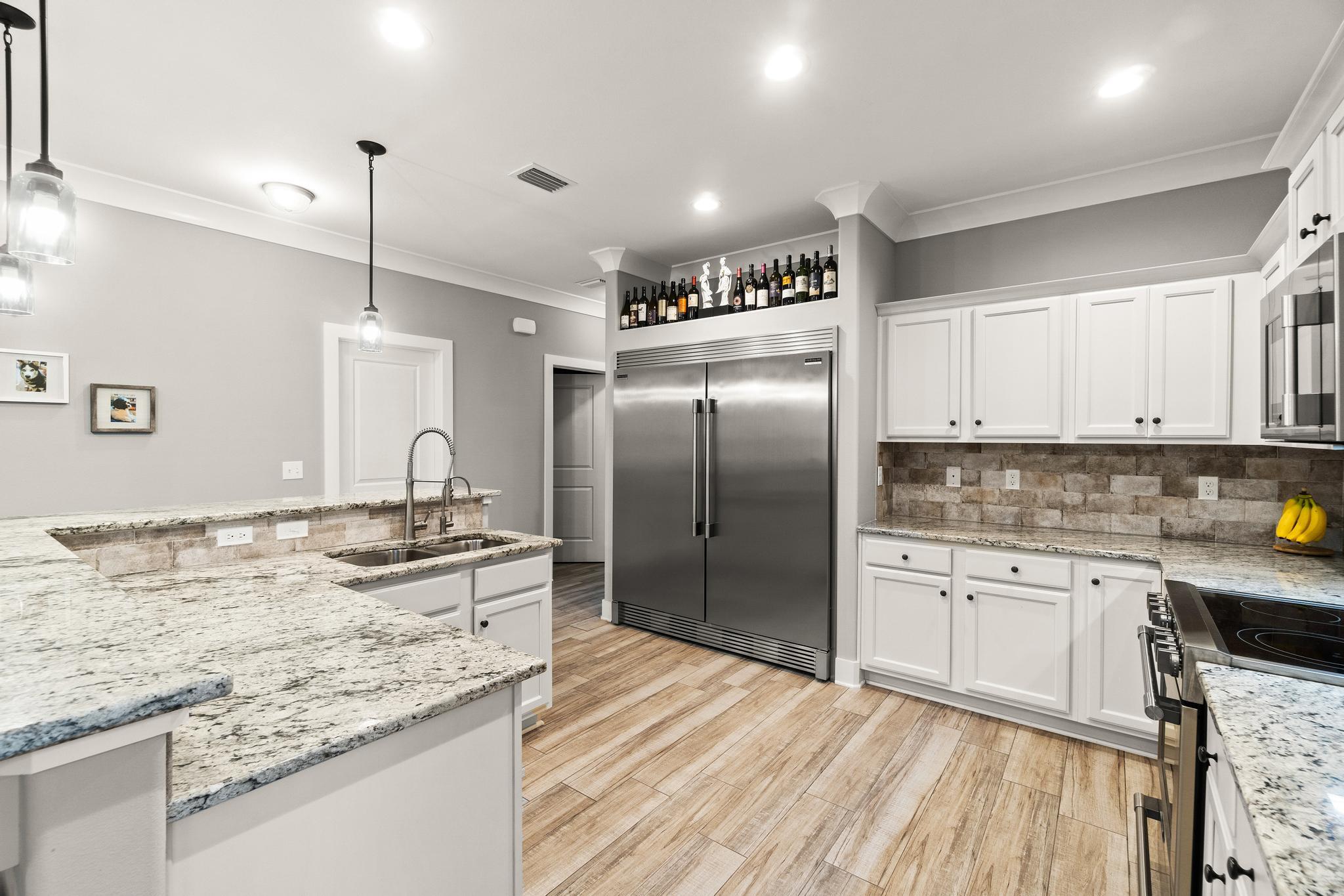 French Quarter Way, Fort Walton Beach, FL 32547