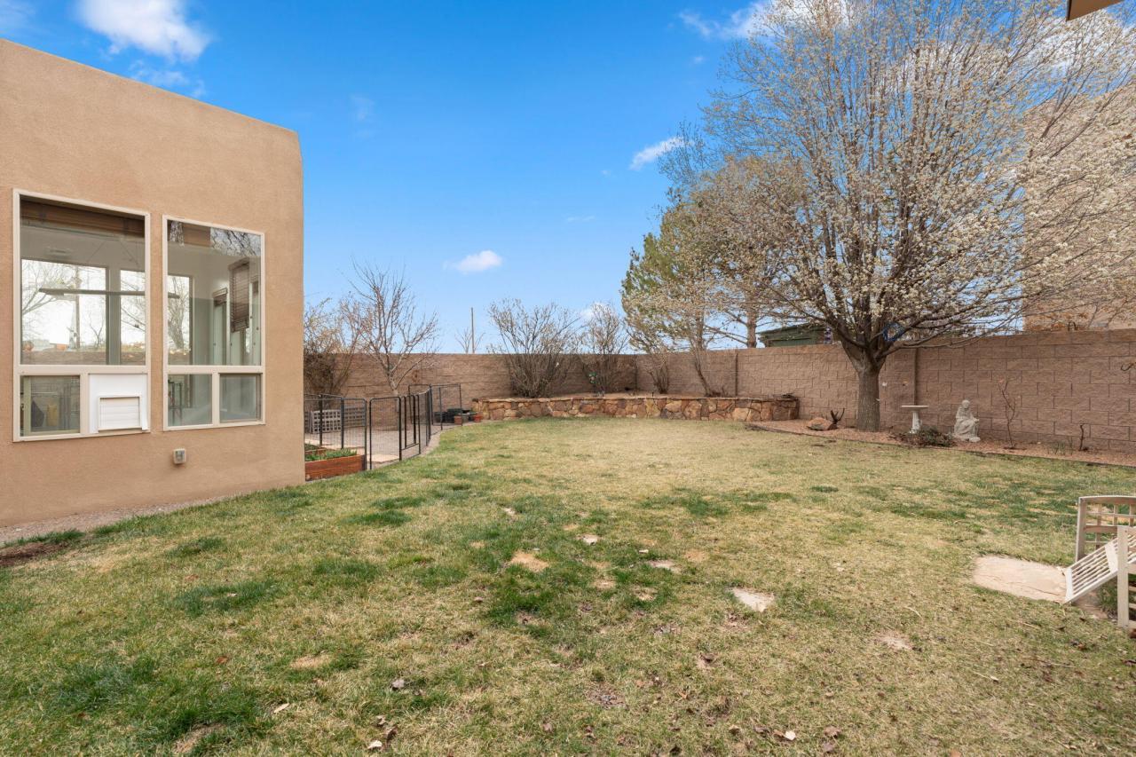 308 Plaza Muchomas, Bernalillo, New Mexico, 87004, United States, 4 Bedrooms Bedrooms, ,5 BathroomsBathrooms,Residential,For Sale,308 Plaza Muchomas,1487165