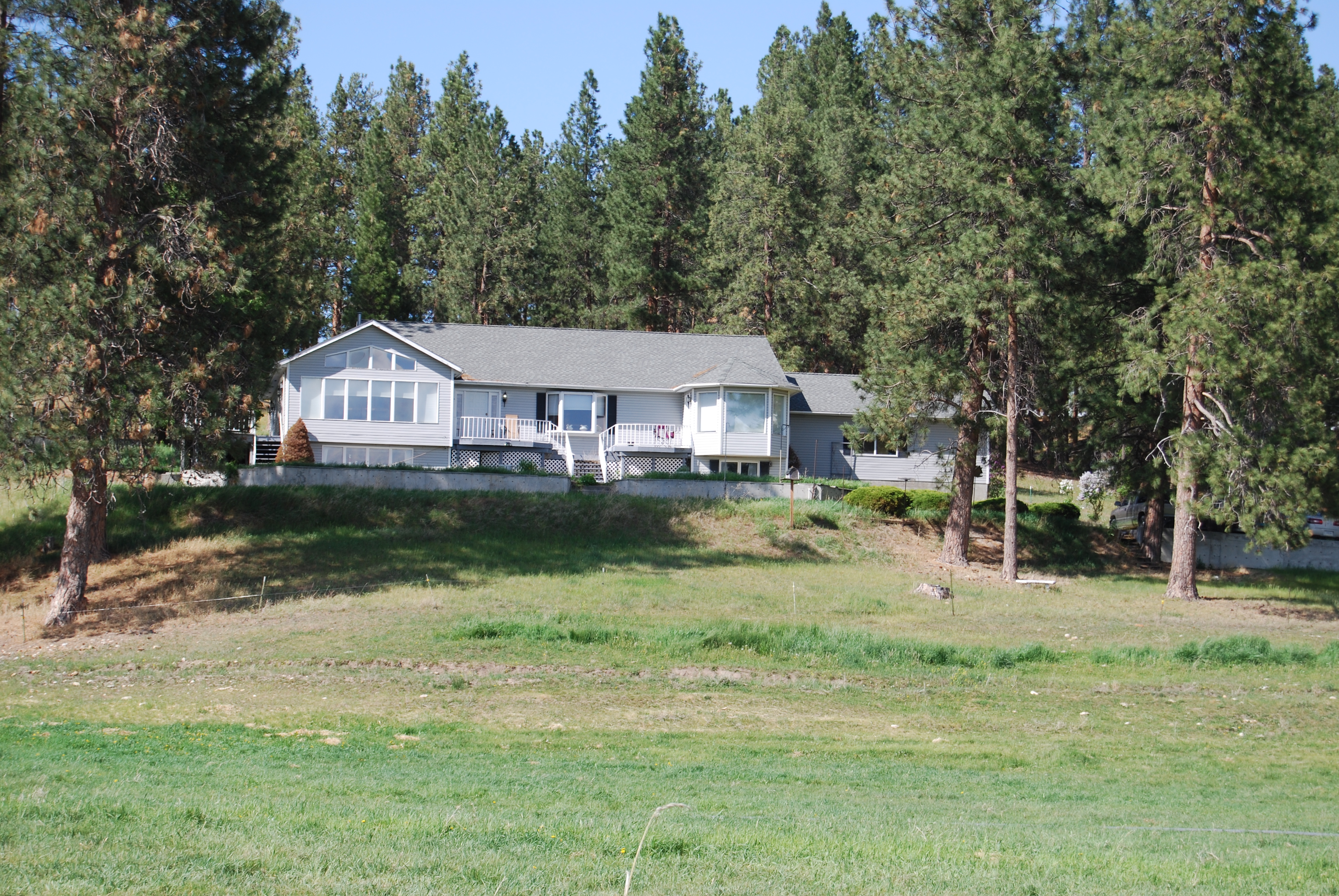 382 Sweathouse Creek Rd, Victor, Montana, 59875, United States, 2 Bedrooms Bedrooms, ,4 BathroomsBathrooms,Residential,For Sale,382 Sweathouse Creek Rd,1297643
