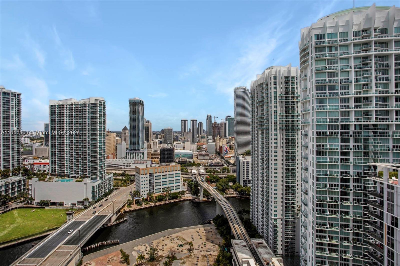 68 SE 6th St Unit 2412, Miami, Florida, 33131, United States, 2 Bedrooms Bedrooms, ,3 BathroomsBathrooms,Residential,For Sale,68 SE 6th St Unit 2412,1445855