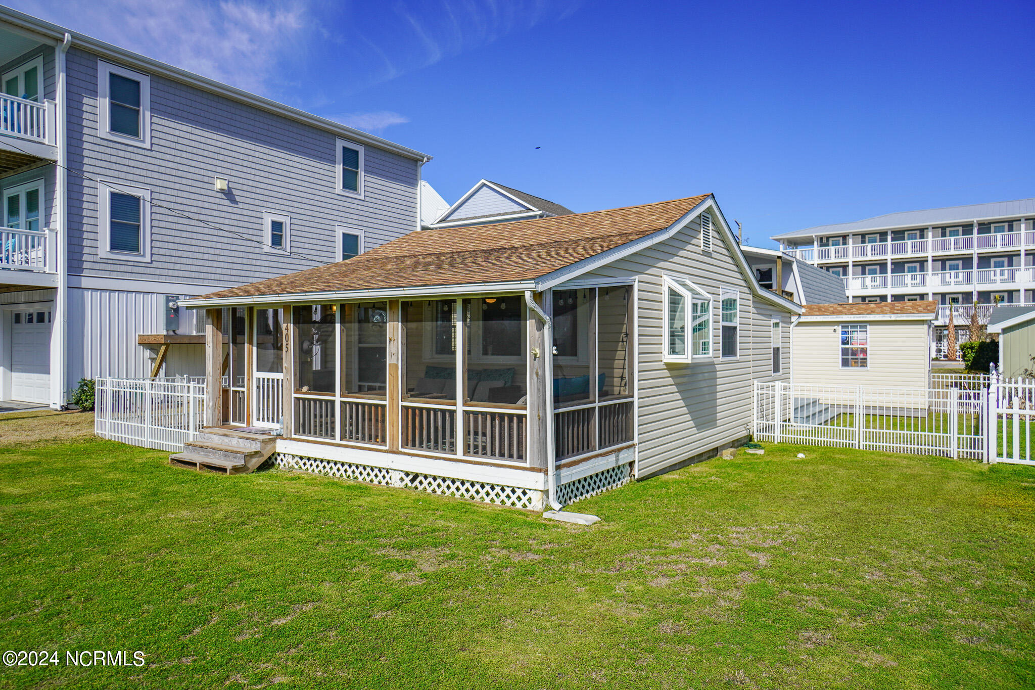 405 N Shore Drive, Surf City, North Carolina, 28445, United States, 2 Bedrooms Bedrooms, ,1 BathroomBathrooms,Residential,For Sale,405 N Shore Drive,1487237