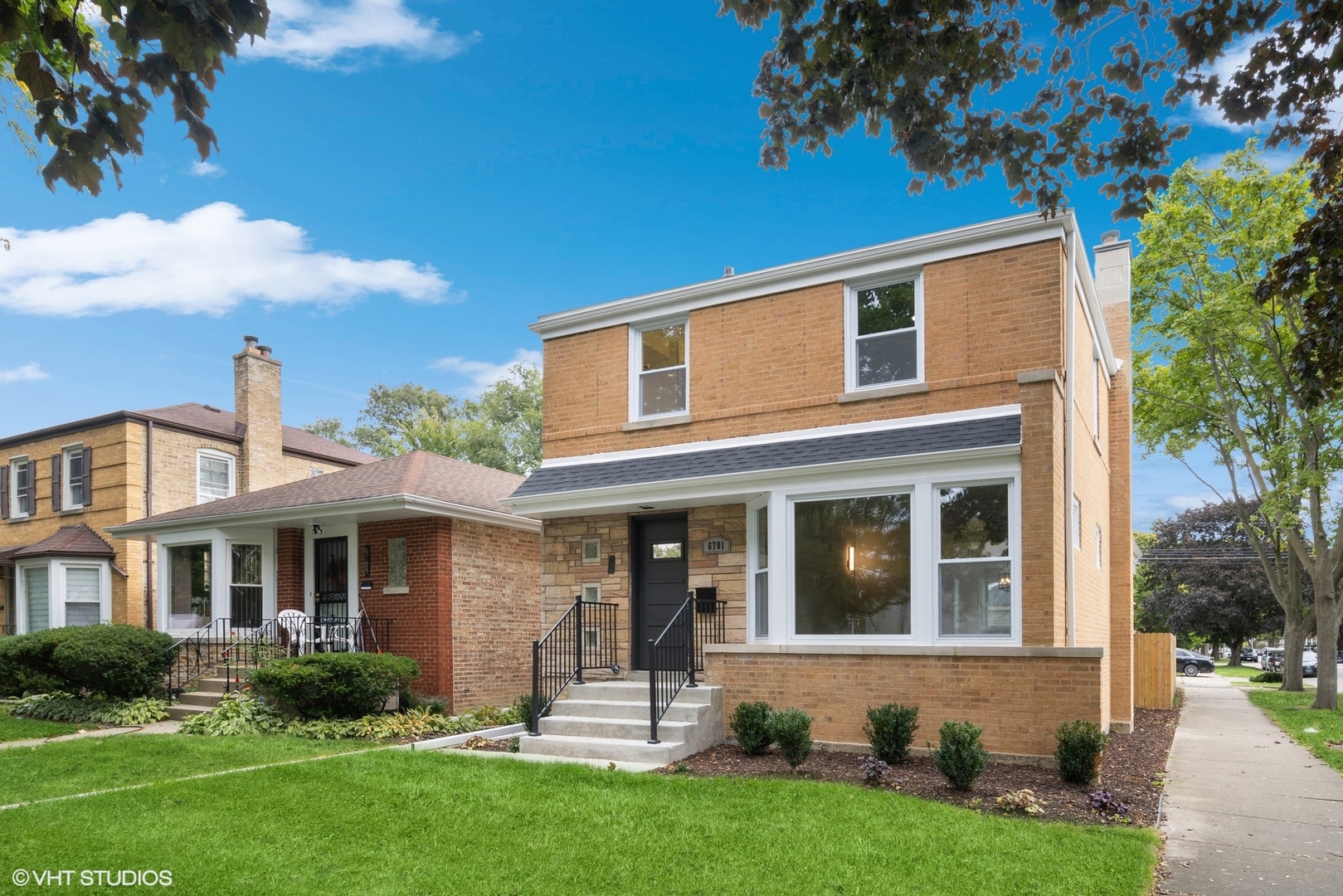 6701 N Sacramento Avenue, Chicago, Illinois, 60645, United States, 4 Bedrooms Bedrooms, ,3 BathroomsBathrooms,Residential,For Sale,6701 n sacramento AVE,1479822