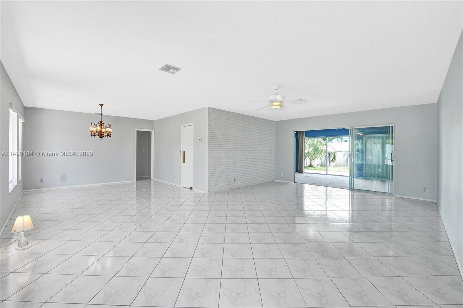 1237 Wiley St, Hollywood, Florida, 33019, United States, 5 Bedrooms Bedrooms, ,3 BathroomsBathrooms,Residential,For Sale,1237 Wiley St,1408066