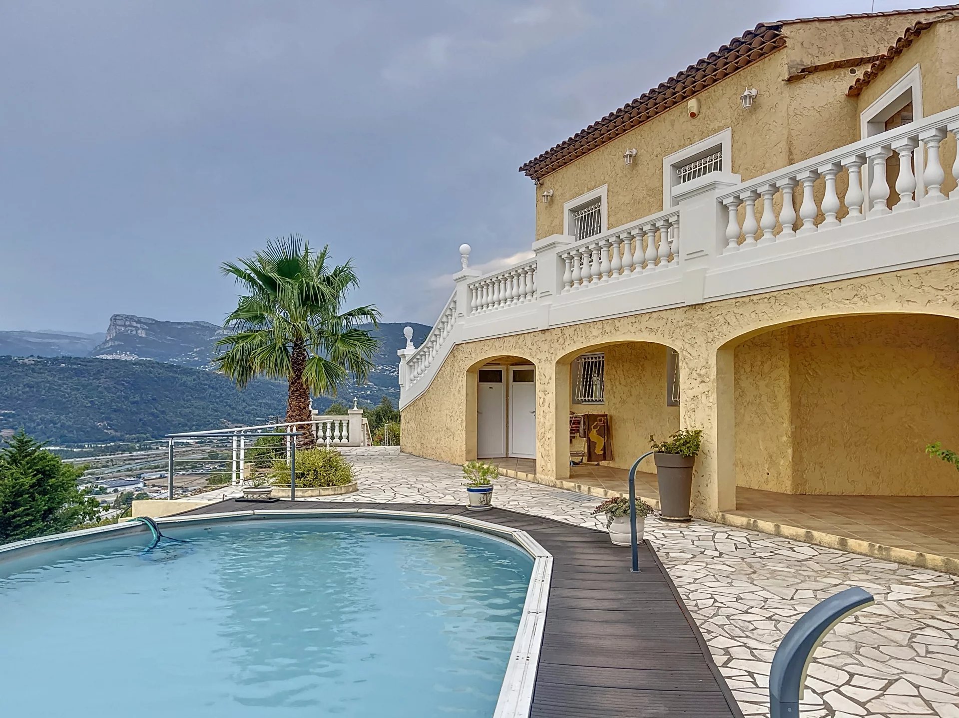 Nice, Provence-Alpes-Côte d?Azur, 06000, FR, 5 Bedrooms Bedrooms, ,5 BathroomsBathrooms,Residential,For Sale,1327793