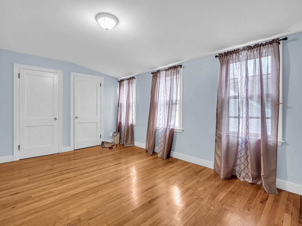 134-136 May St, Worcester, Massachusetts, 01602, United States, 5 Bedrooms Bedrooms, ,3 BathroomsBathrooms,Residential,For Sale,134-136 May St,1511098