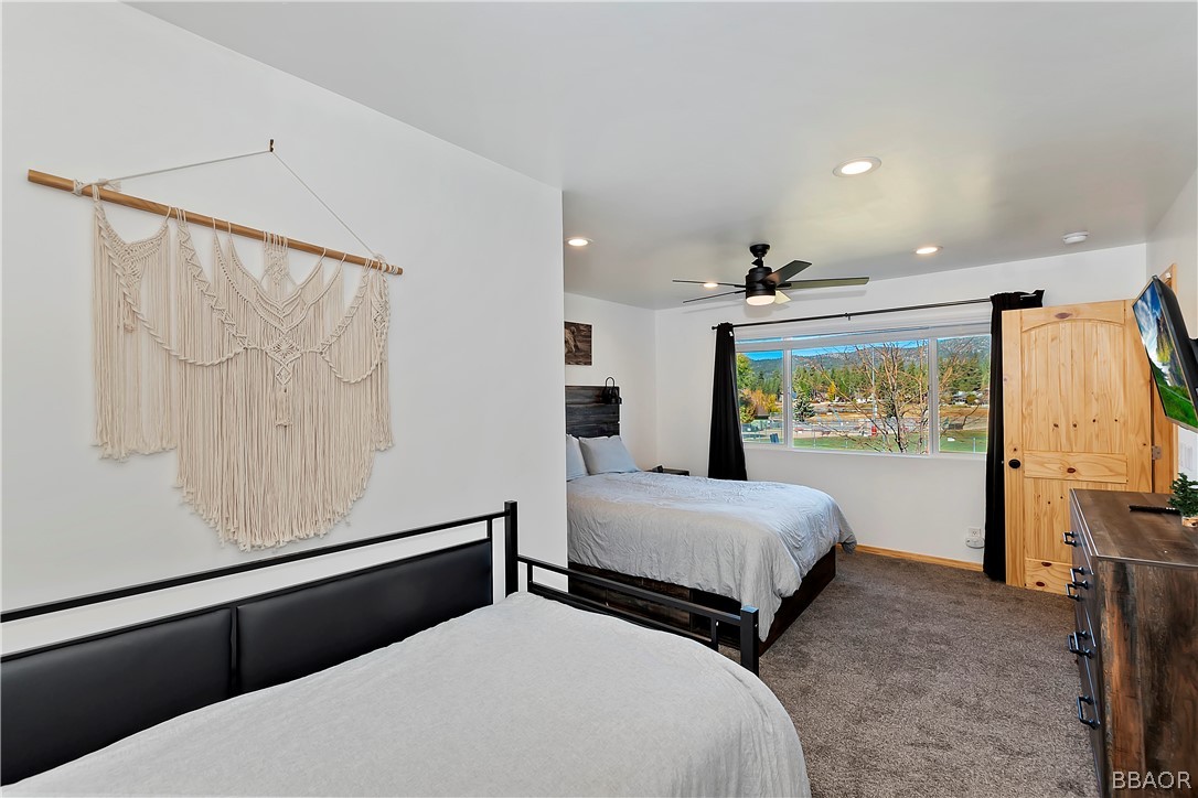 334 Jeffries Road, Big Bear Lake, California, 92315, United States, 1 Bedroom Bedrooms, ,2 BathroomsBathrooms,Residential,For Sale,334 Jeffries Road,1505086