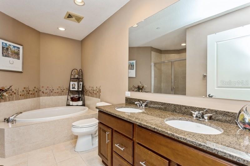 449 S 12th Street Unit 705, Tampa, Florida, 33602, United States, 2 Bedrooms Bedrooms, ,3 BathroomsBathrooms,Residential,For Sale,449 S 12th Street Unit 705,1414475