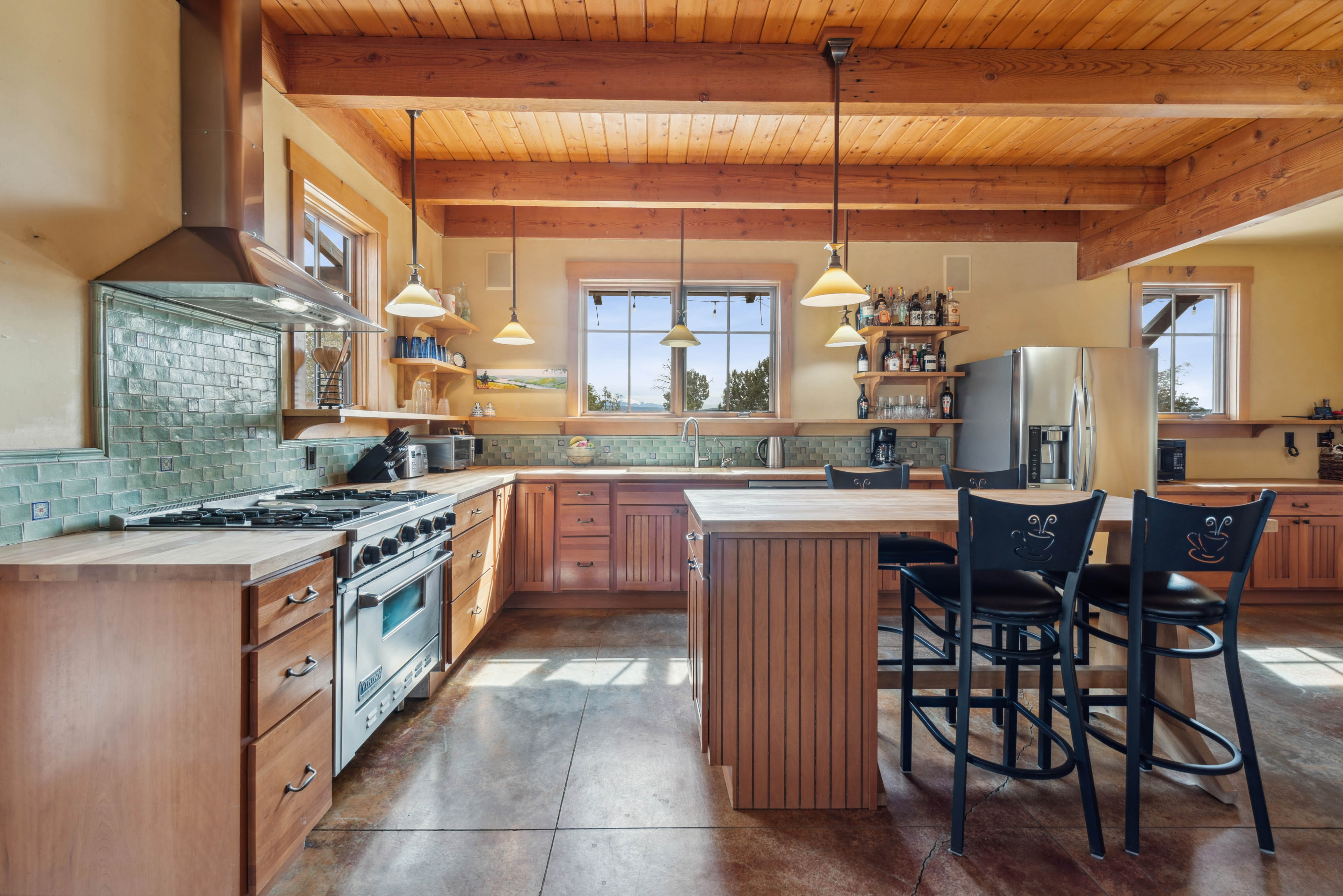 A Ranch Estate With Unparalleled Privacy and Breathtaking Vistas