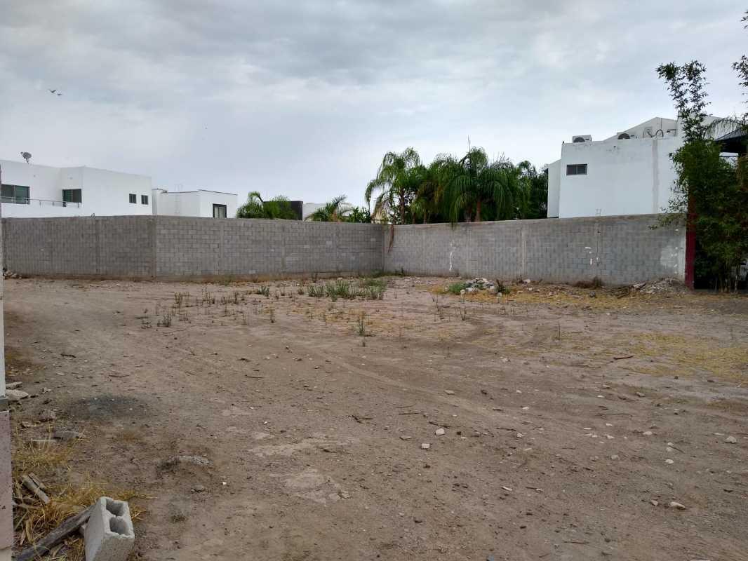 HACIENDA DEL ROSARIO, Torreón, Coahuila de Zaragoza, 27106, Mexico, 1 Bedroom Bedrooms, ,Residential,For Sale,HACIENDA DEL ROSARIO,1416545