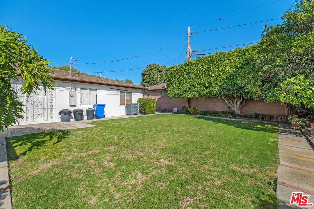 5804 S Sherbourne Dr, Los Angeles, California, 90056, United States, 2 Bedrooms Bedrooms, ,3 BathroomsBathrooms,Residential,For Sale,5804 S Sherbourne Dr,1499262