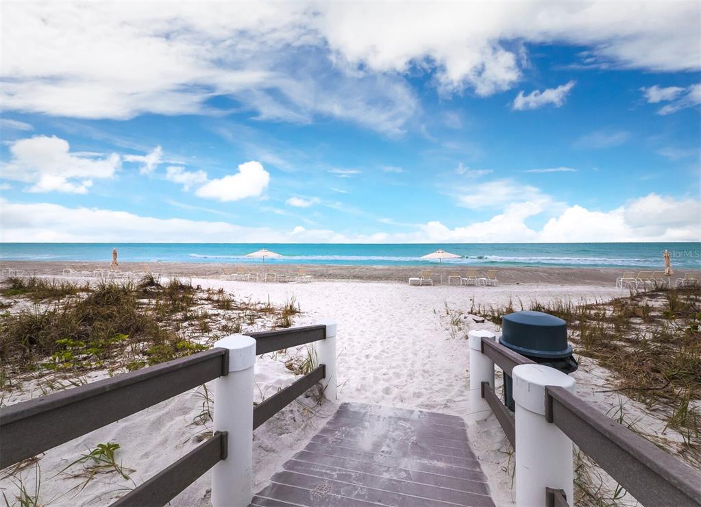 1065 Gulf Of Mexico Drive Unit 402, Longboat Key, Florida, 34228, United States, 2 Bedrooms Bedrooms, ,2 BathroomsBathrooms,Residential,For Sale,1065 Gulf Of Mexico Drive Unit 402,1456254