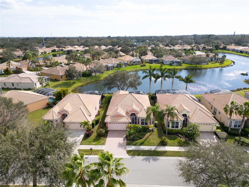 4392 Reflections Parkway, Sarasota, Florida, 34233, United States, 3 Bedrooms Bedrooms, ,2 BathroomsBathrooms,Residential,For Sale,4392 Reflections Parkway,1451419