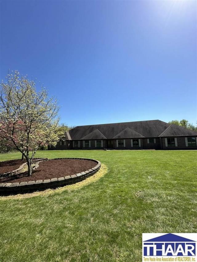17121 S Powder Mill Drive, Clinton, Indiana, 47842, United States, 5 Bedrooms Bedrooms, ,5 BathroomsBathrooms,Residential,For Sale,17121 S Powder Mill Drive,1510672