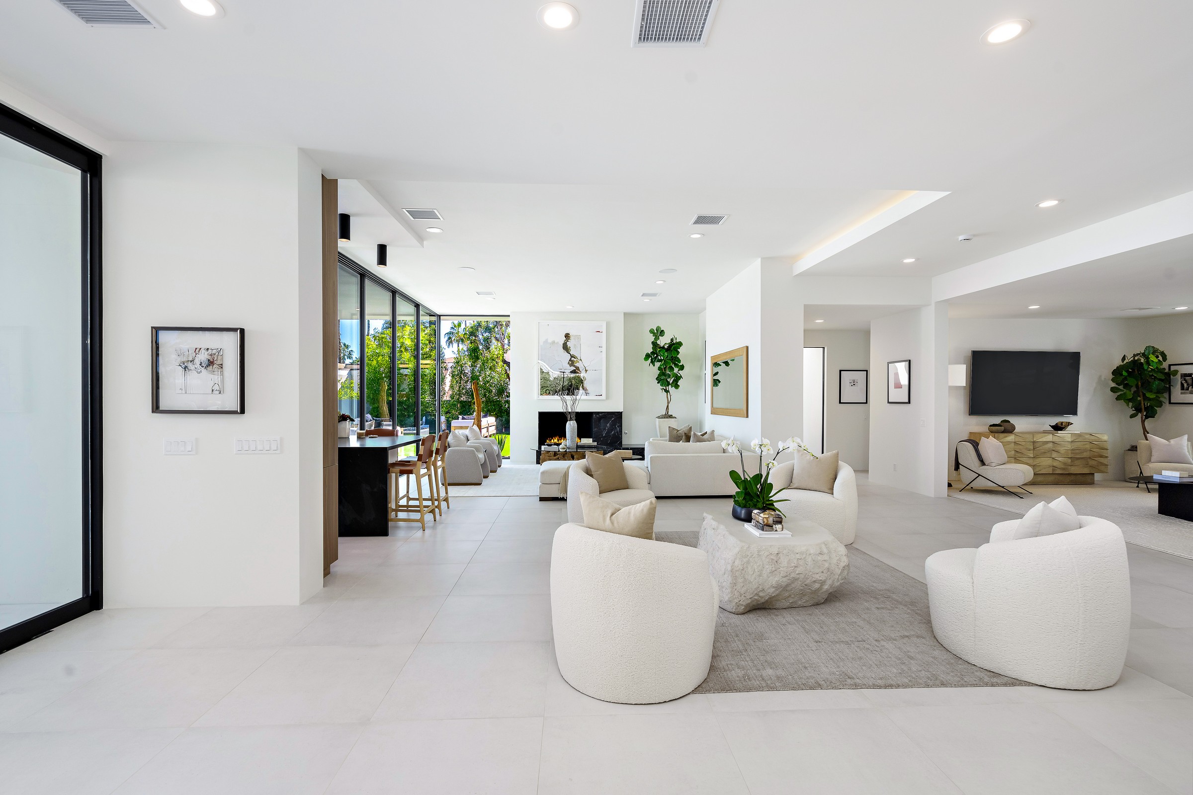 Thunderbird Heights The Epitome of IndoorOutdoor Luxury Desert