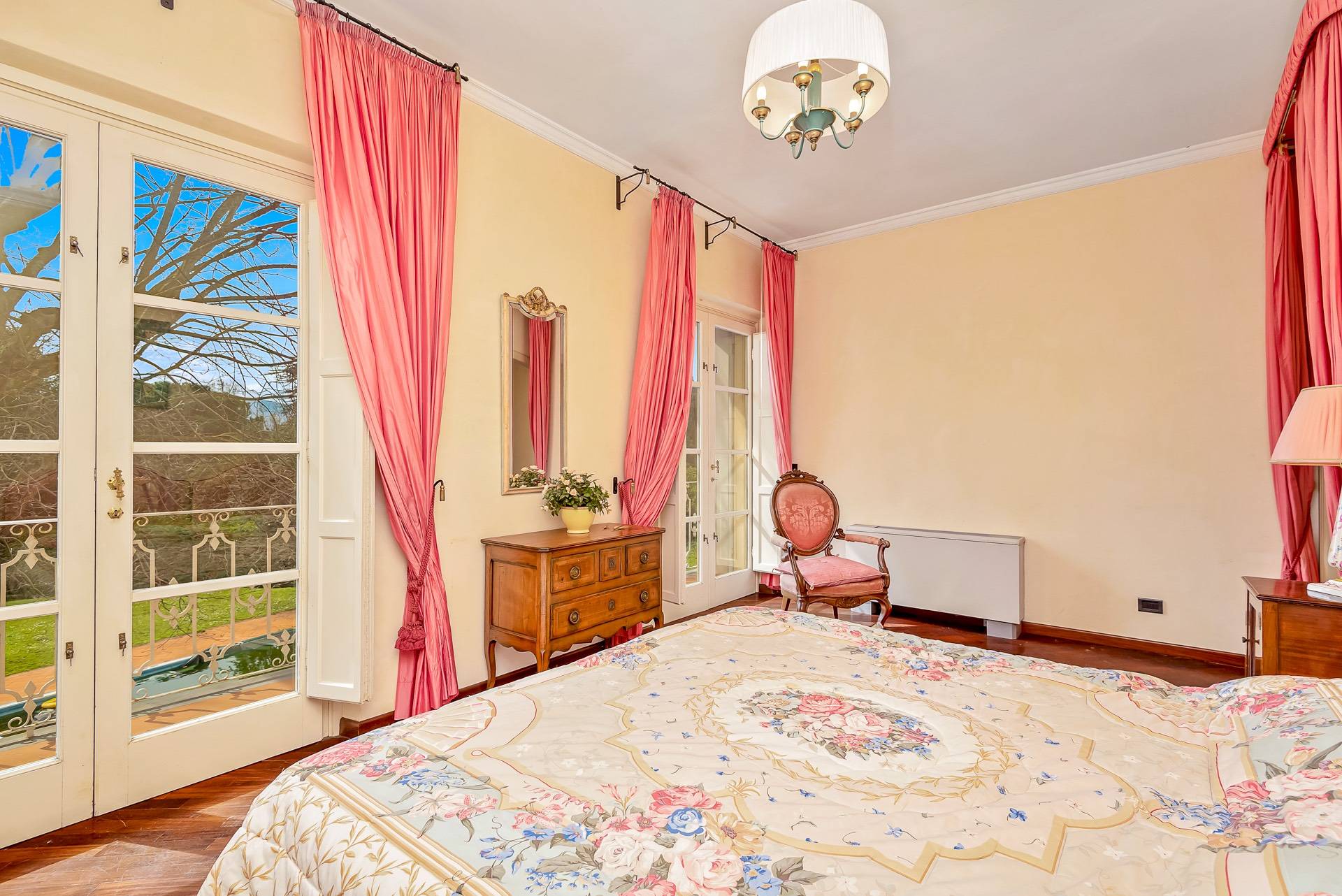 via piana, Lucca, Lucca, 55100, IT, 6 Bedrooms Bedrooms, ,7 BathroomsBathrooms,Residential,For Sale,via piana,1442289