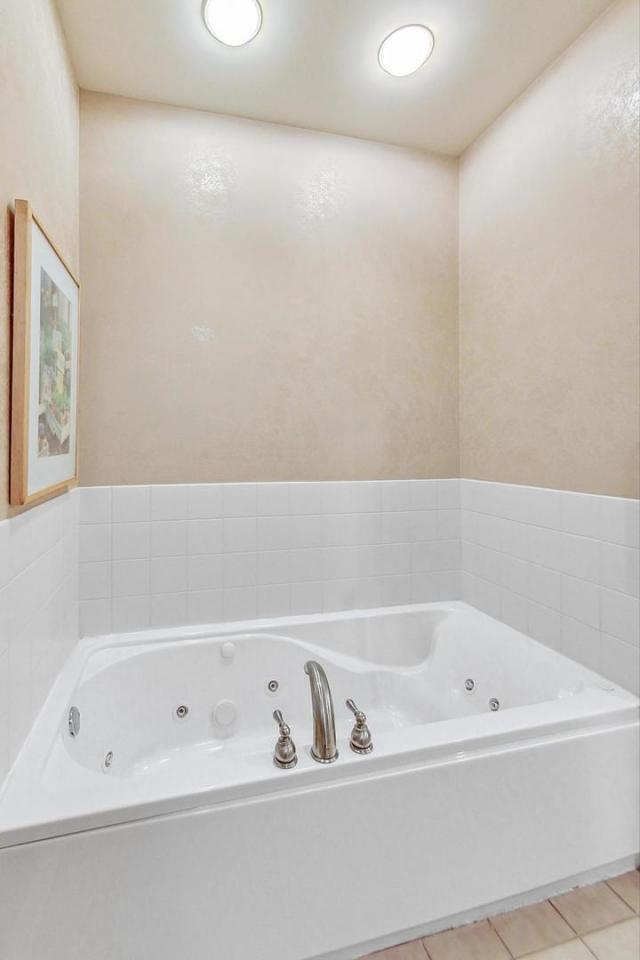 151 W Wing Street 805, Arlington Heights, Illinois, 60005, United States, 1 Bedroom Bedrooms, ,2 BathroomsBathrooms,Residential,For Sale,151 W Wing Street 805,1511283