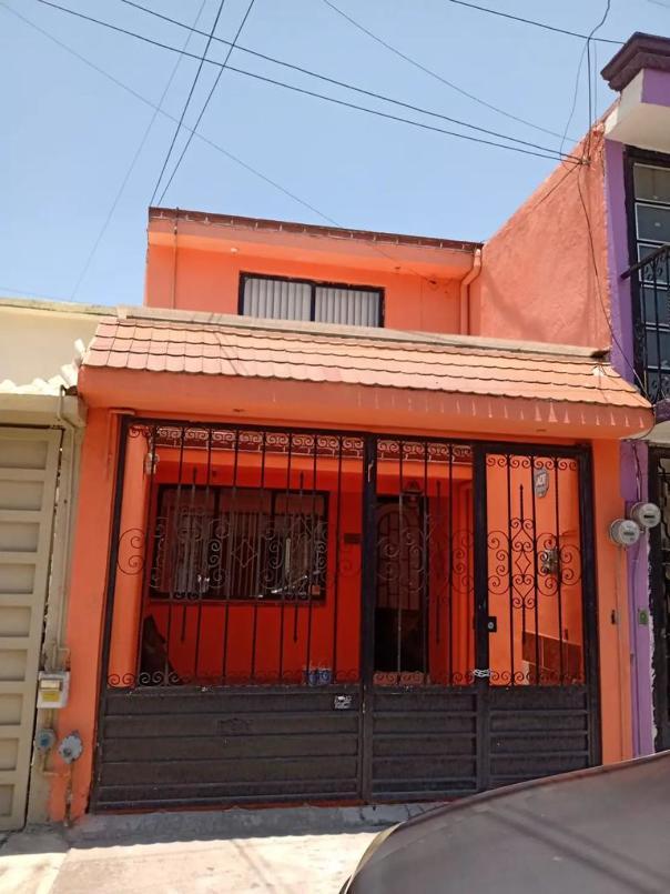Calle Pi?a, Metepec, Estado de México, 52176, Mexico, 3 Bedrooms Bedrooms, ,1 BathroomBathrooms,Residential,For Sale,Calle Pi?a,1441429