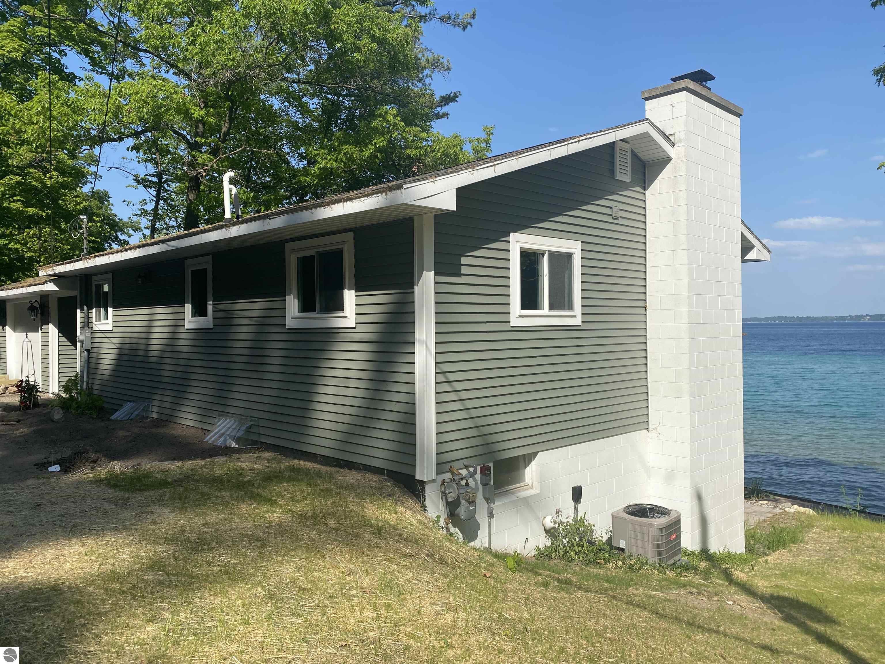 9870 Center Road, Traverse City, Michigan, 49686, United States, 2 Bedrooms Bedrooms, ,1 BathroomBathrooms,Residential,For Sale,9870 Center Road,1479554