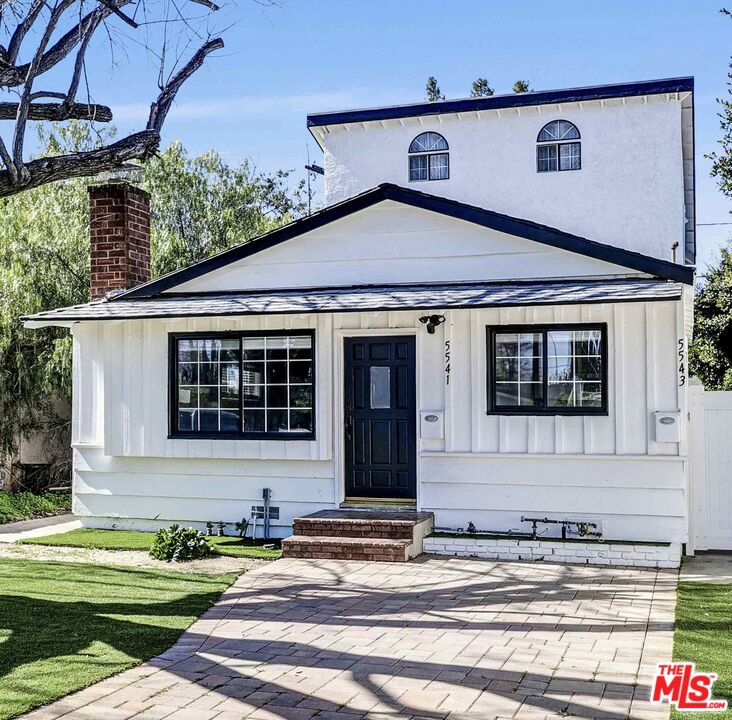 5541 Fallbrook Ave, Woodland Hills, California, 91367, United States, 4 Bedrooms Bedrooms, ,3 BathroomsBathrooms,Residential,For Sale,5541 Fallbrook Ave,1503898