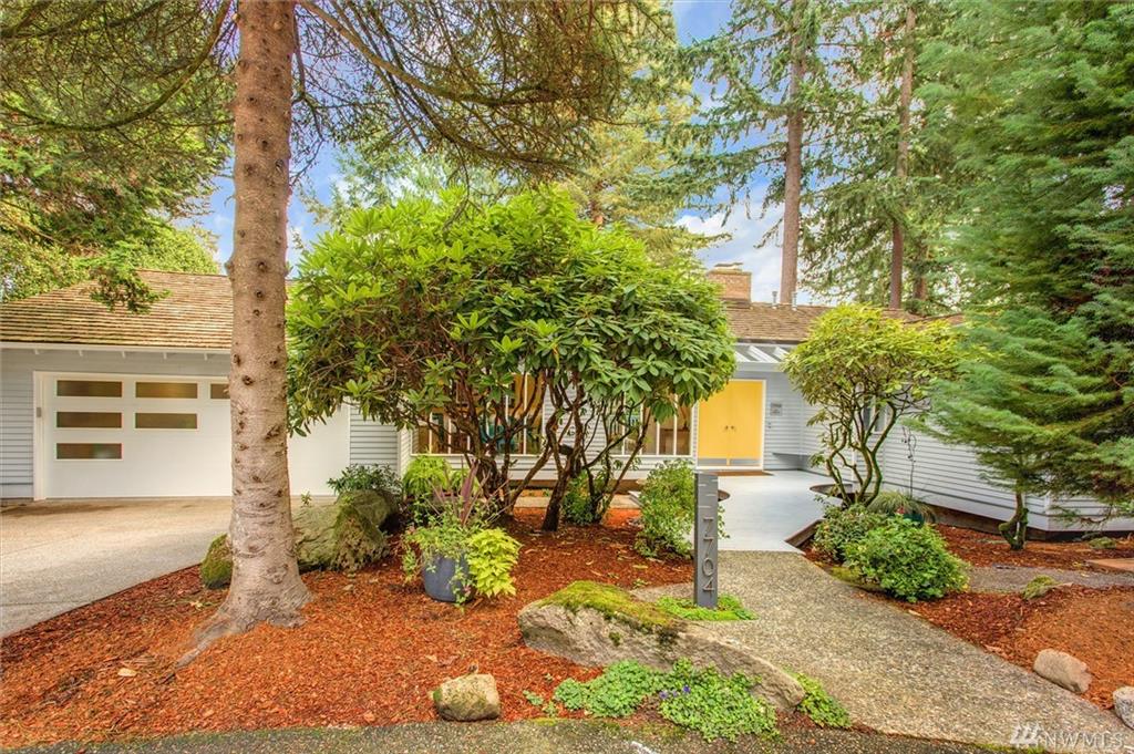 7704 88th PL, Mercer Island, Washington, 98040, United States, 4 Bedrooms Bedrooms, ,4 BathroomsBathrooms,Residential,For Sale,7704 88th PL,1435219