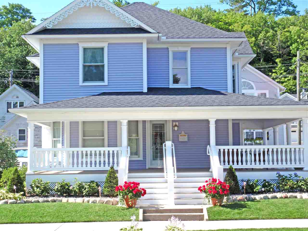 397 E Main Street, Harbor Springs, Michigan, 49740, United States, 2 Bedrooms Bedrooms, ,2 BathroomsBathrooms,Residential,For Sale,397 e main ST,1445962