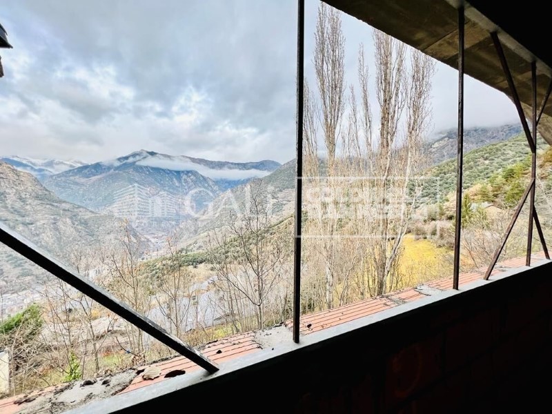 Sant Julià de Lòria, Andorra, AD, 4 Bedrooms Bedrooms, ,3 BathroomsBathrooms,Residential,For Sale,1448741