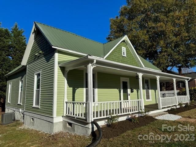 2nd St, Conover, NC 28613 #1
