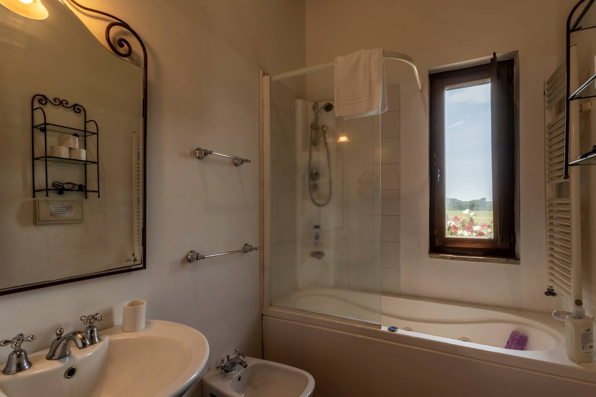 loc podernovo, Monteroni d'Arbia, Siena, 53014, IT, 12 Bedrooms Bedrooms, ,7 BathroomsBathrooms,Residential,For Sale,loc podernovo,1483139