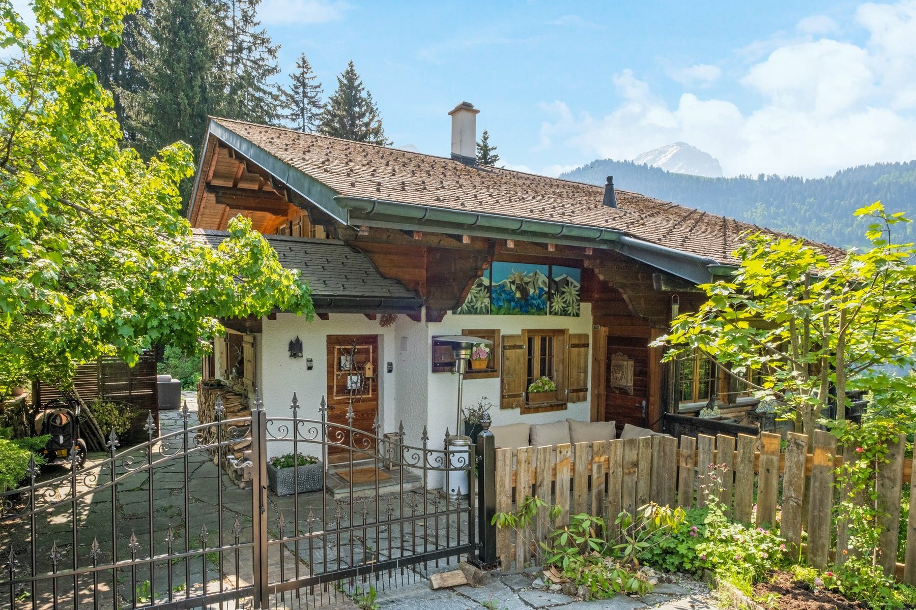 Chalet Rose A heavenly retreat on the Villars / Gryon plateau, Vaud