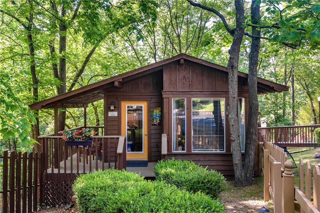 50 Wall St, Eureka Springs, Arkansas, 72632, United States, 1 Bedroom Bedrooms, ,1 BathroomBathrooms,Residential,For Sale,50 Wall St,1250778