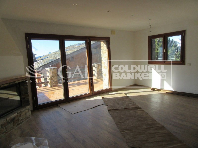 Canillo, Andorra, AD, 4 Bedrooms Bedrooms, ,2 BathroomsBathrooms,Residential,For Sale,1448784