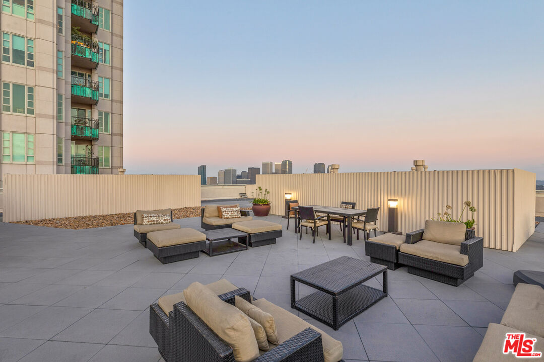 10590 Wilshire Blvd #1804, Los Angeles, California, 90024, United States, 2 Bedrooms Bedrooms, ,3 BathroomsBathrooms,Residential,For Sale,10590 Wilshire Blvd #1804,1474132