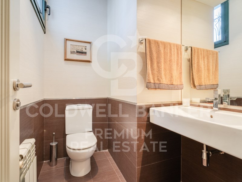 Cerdanyola del Vallès, Catalonia, ES, 3 Bedrooms Bedrooms, ,4 BathroomsBathrooms,Residential,For Sale,1482958
