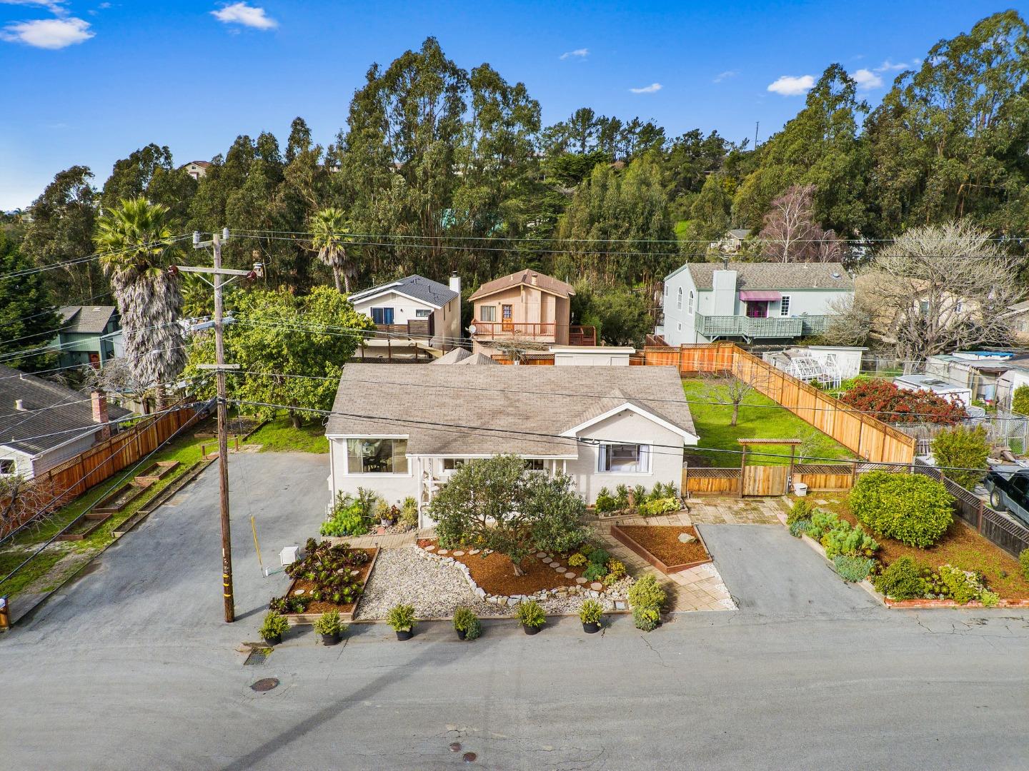 3235 Putter Dr, Soquel, California, 95073, United States, 2 Bedrooms Bedrooms, ,1 BathroomBathrooms,Residential,For Sale,3235 Putter Dr,1451513