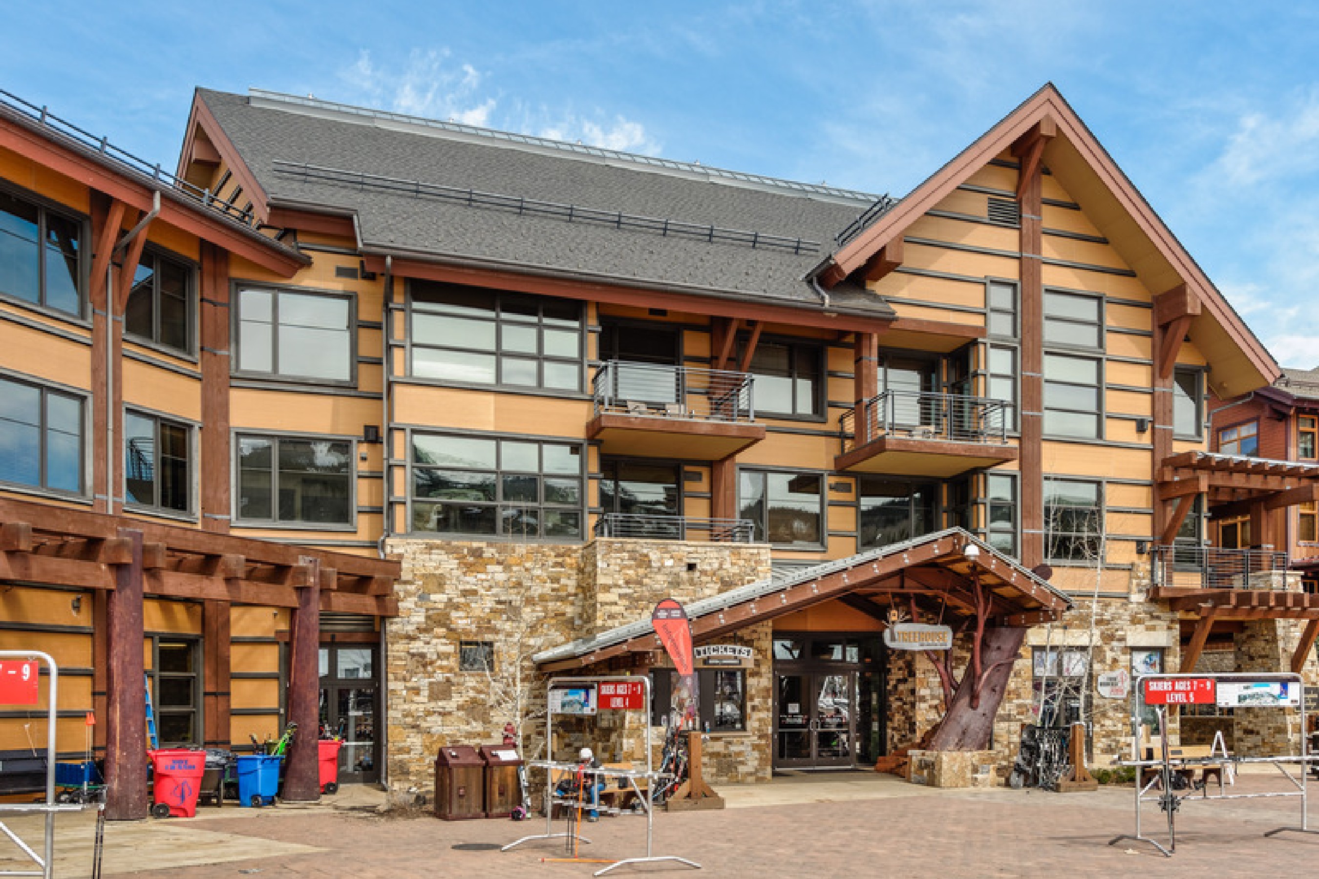 Aspen Snowmass Rental 120 Carriage Way, Unit 2204
