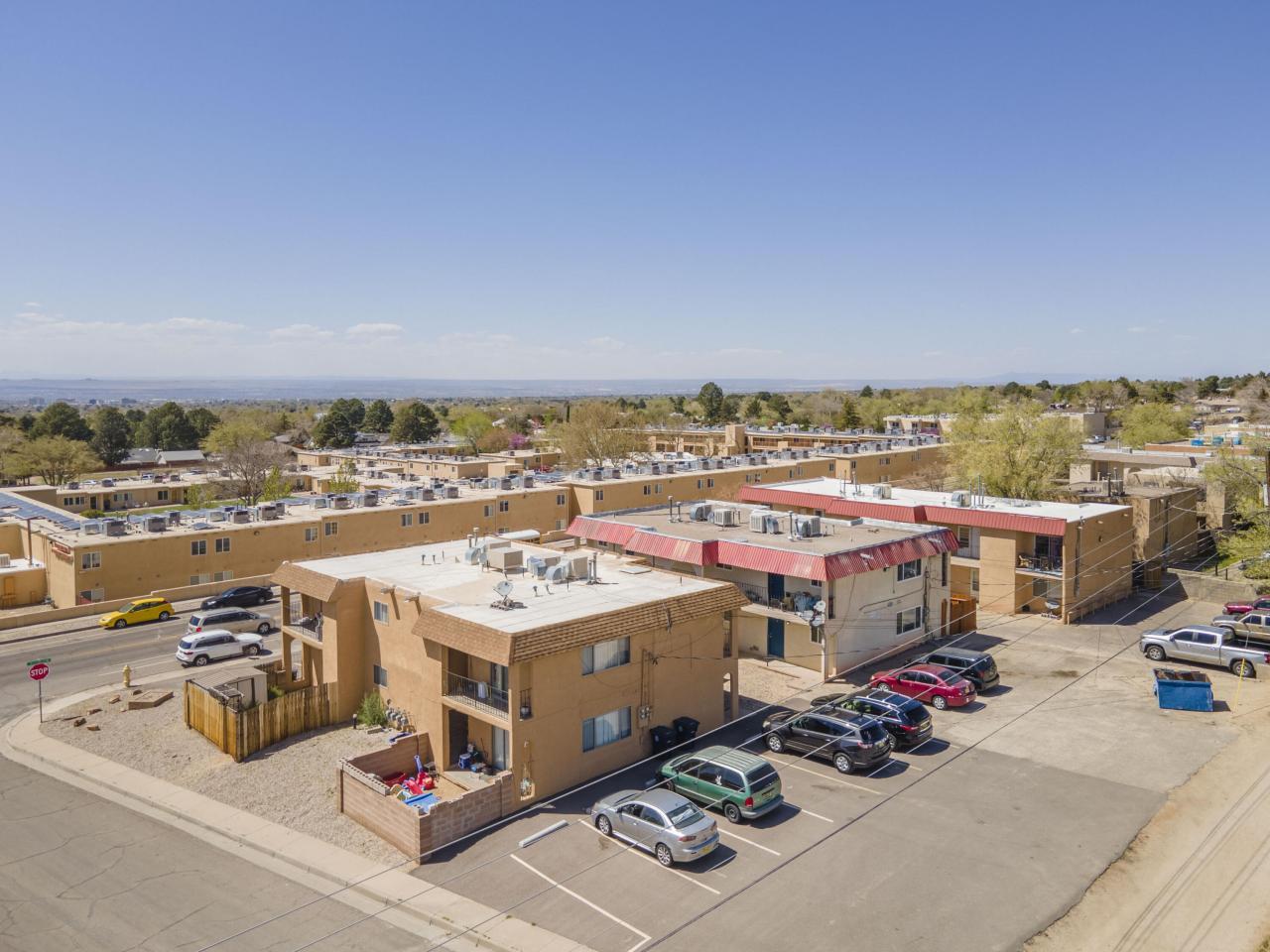 1000 Chelwood Park Boulevard NE, Albuquerque, New Mexico, 87112, United States, 2 Bedrooms Bedrooms, ,Residential,For Sale,1000 Chelwood Park Boulevard NE,1514880