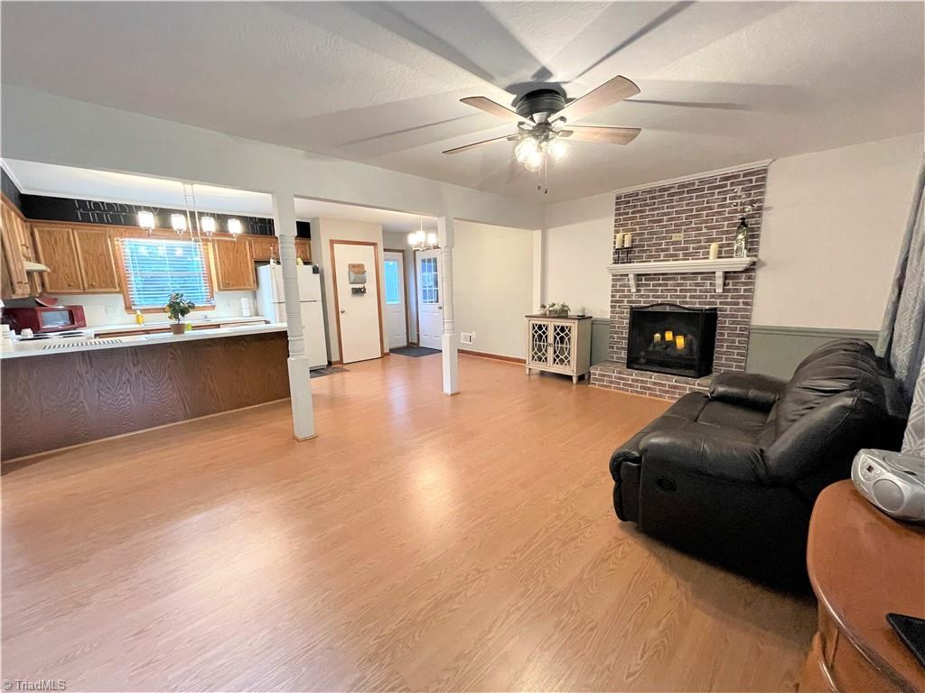 Plaza Dr, Wilkesboro, NC 28697