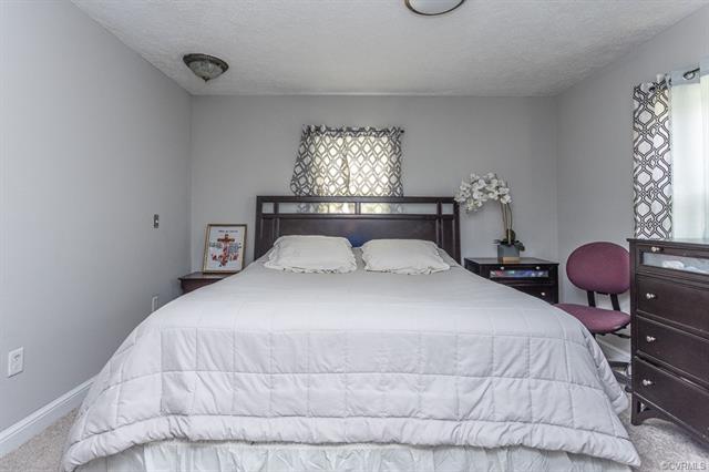 Botone Ave, North Chesterfield, VA 23237