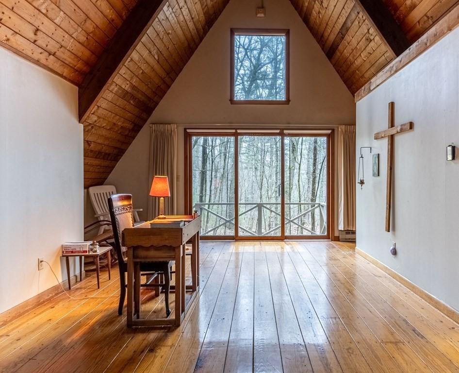 Spencer Rd, Spencer, MA 01562