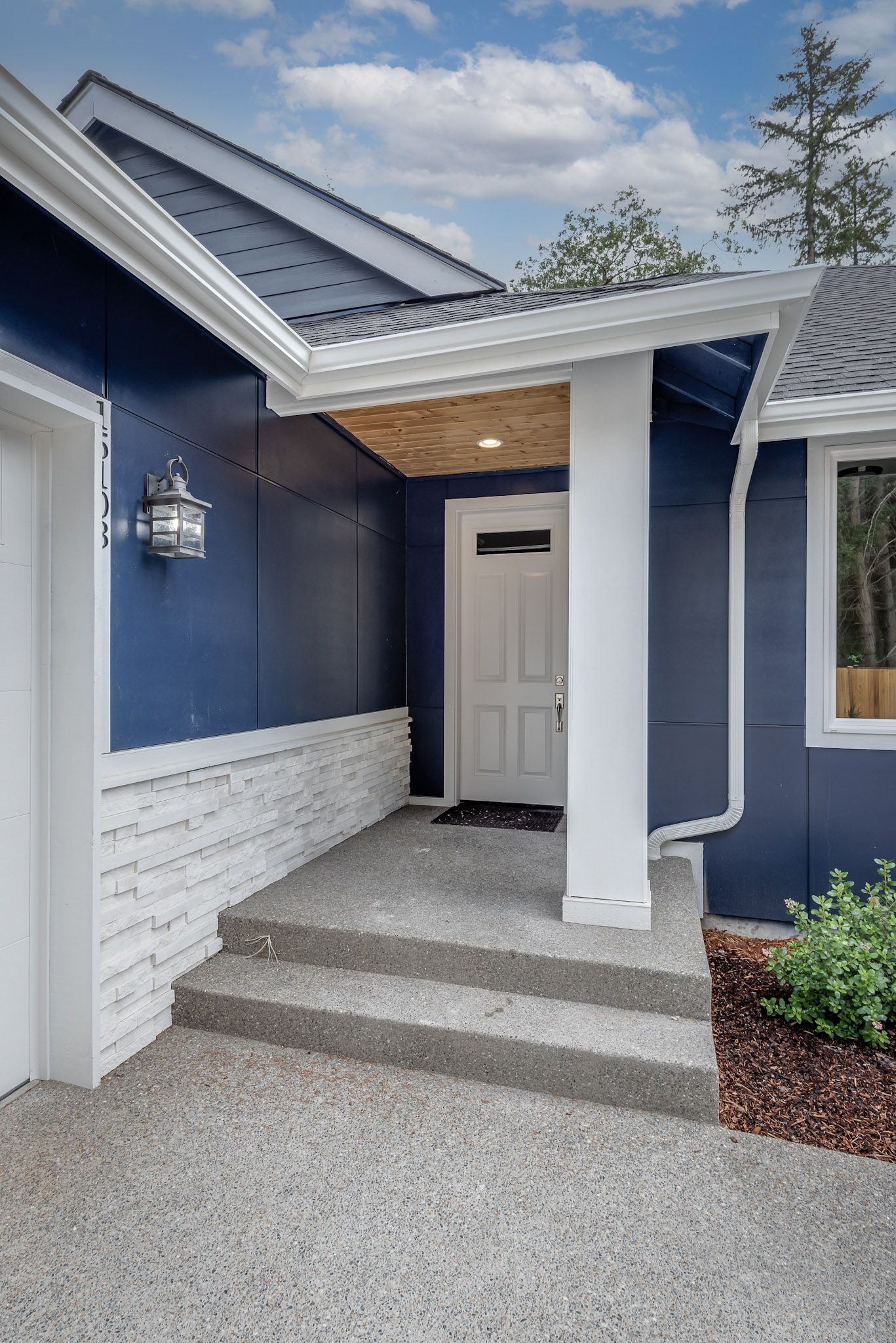 33rd Avenue Ct, Tacoma, WA 98446