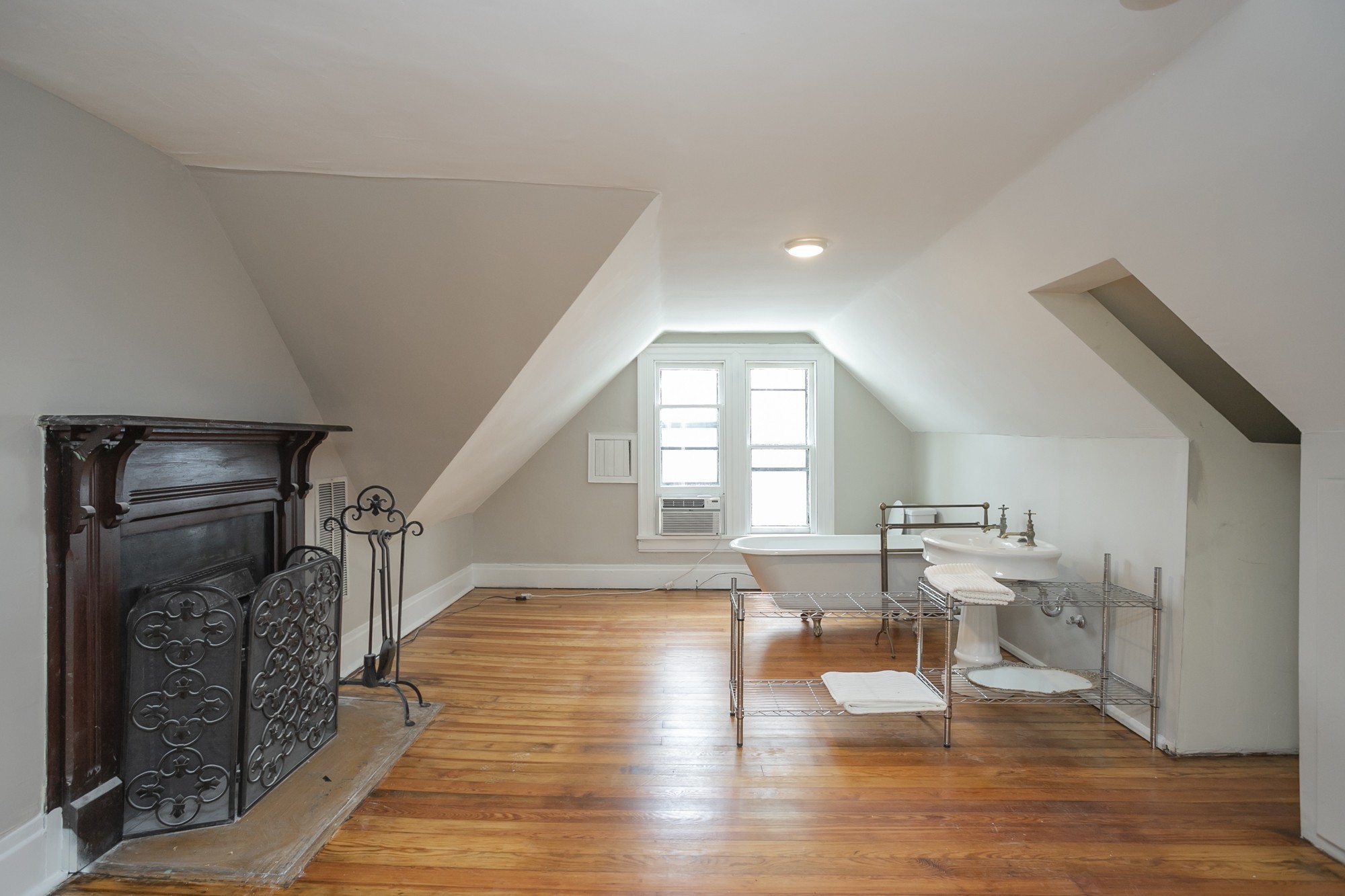 White Ave, Nashville, TN 37204 #1