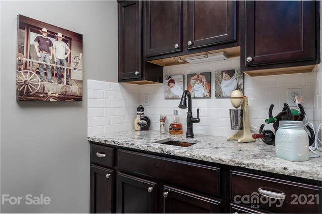 Vashti Rd, Taylorsville, NC 28681