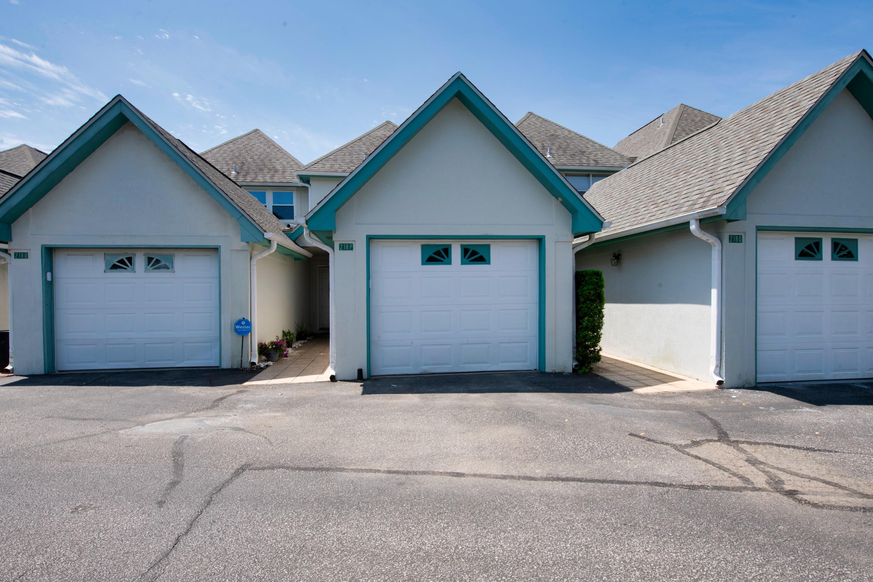 Miracle Strip Pkwy, Fort Walton Beach, FL 32548