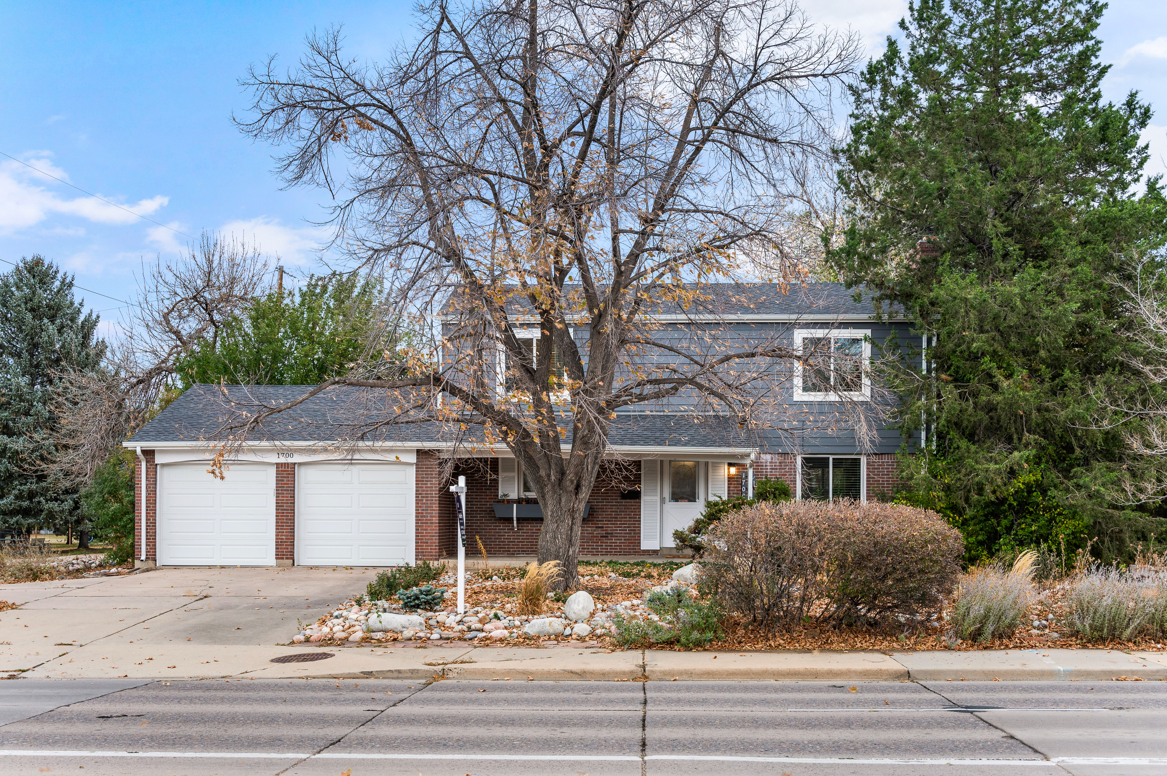 Spacious  Home on a 1/4 Acre Lot Next to Cook Park