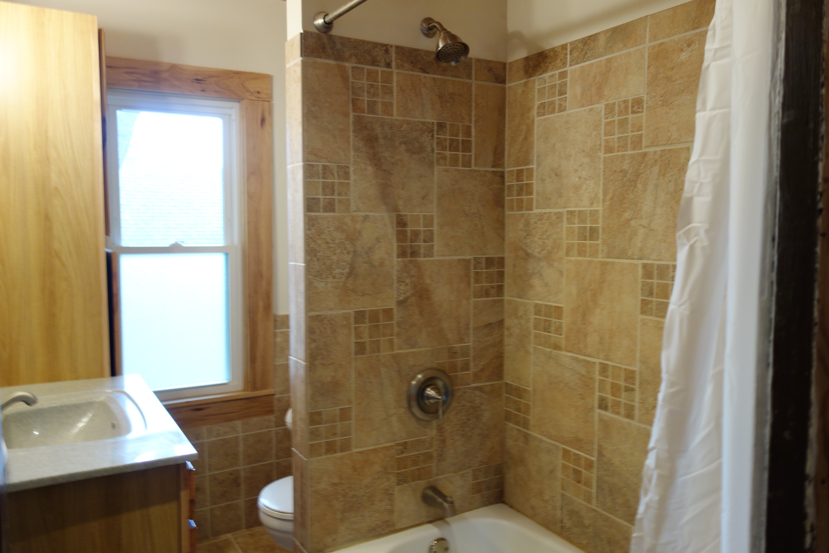 Broadway St, Owatonna, MN 55060