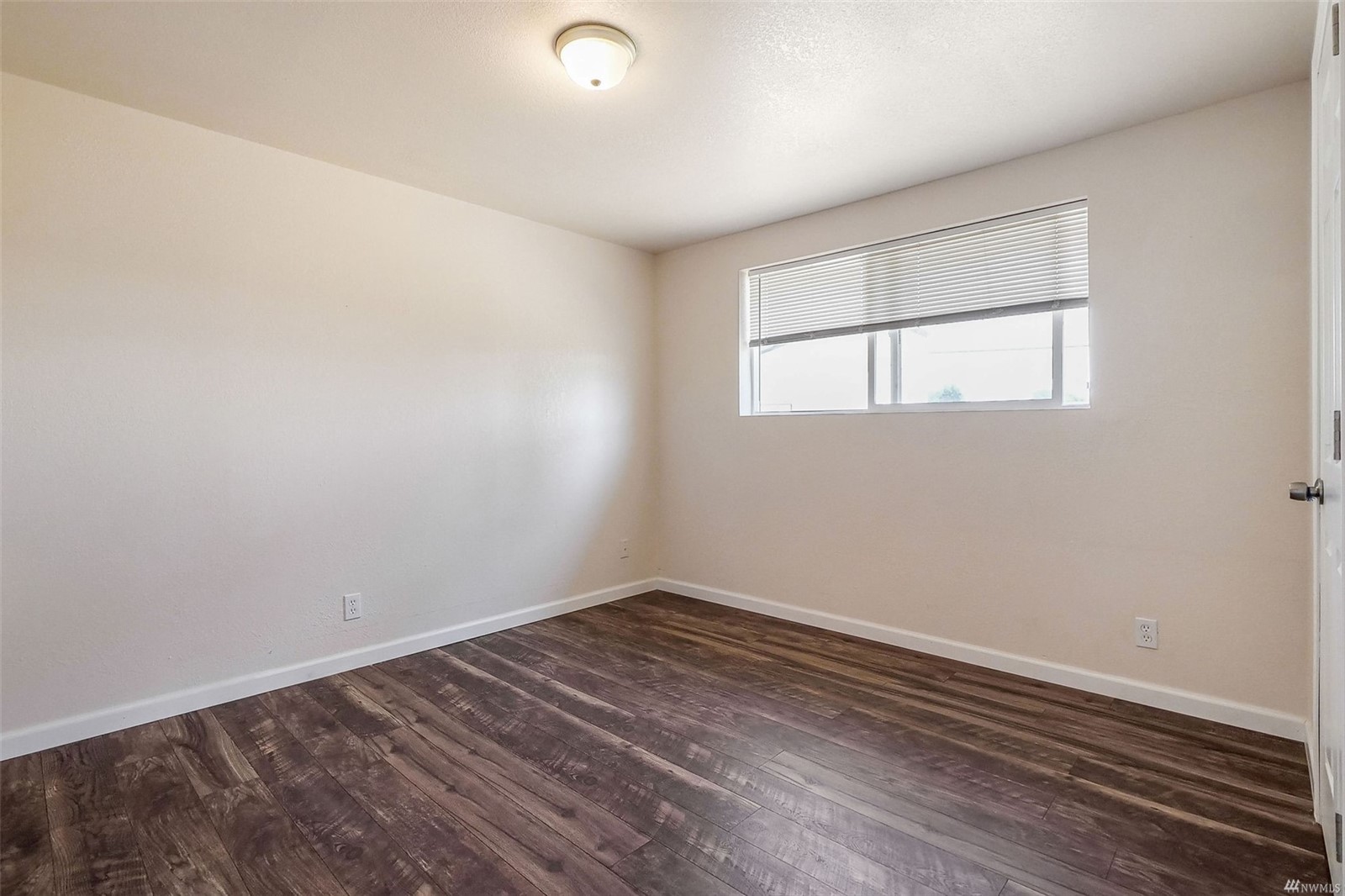 Earl Rd, Moses Lake, WA 98837