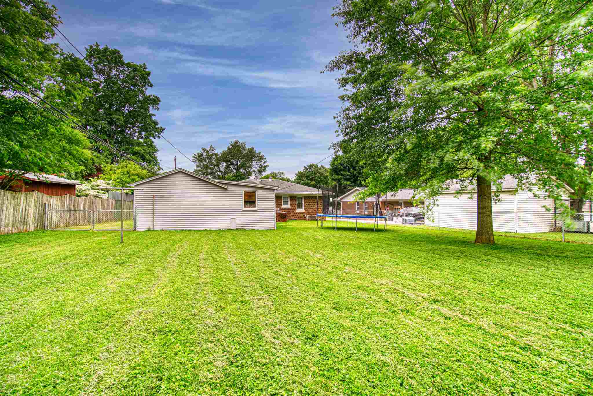 Helfrich Ave, Evansville, IN 47720