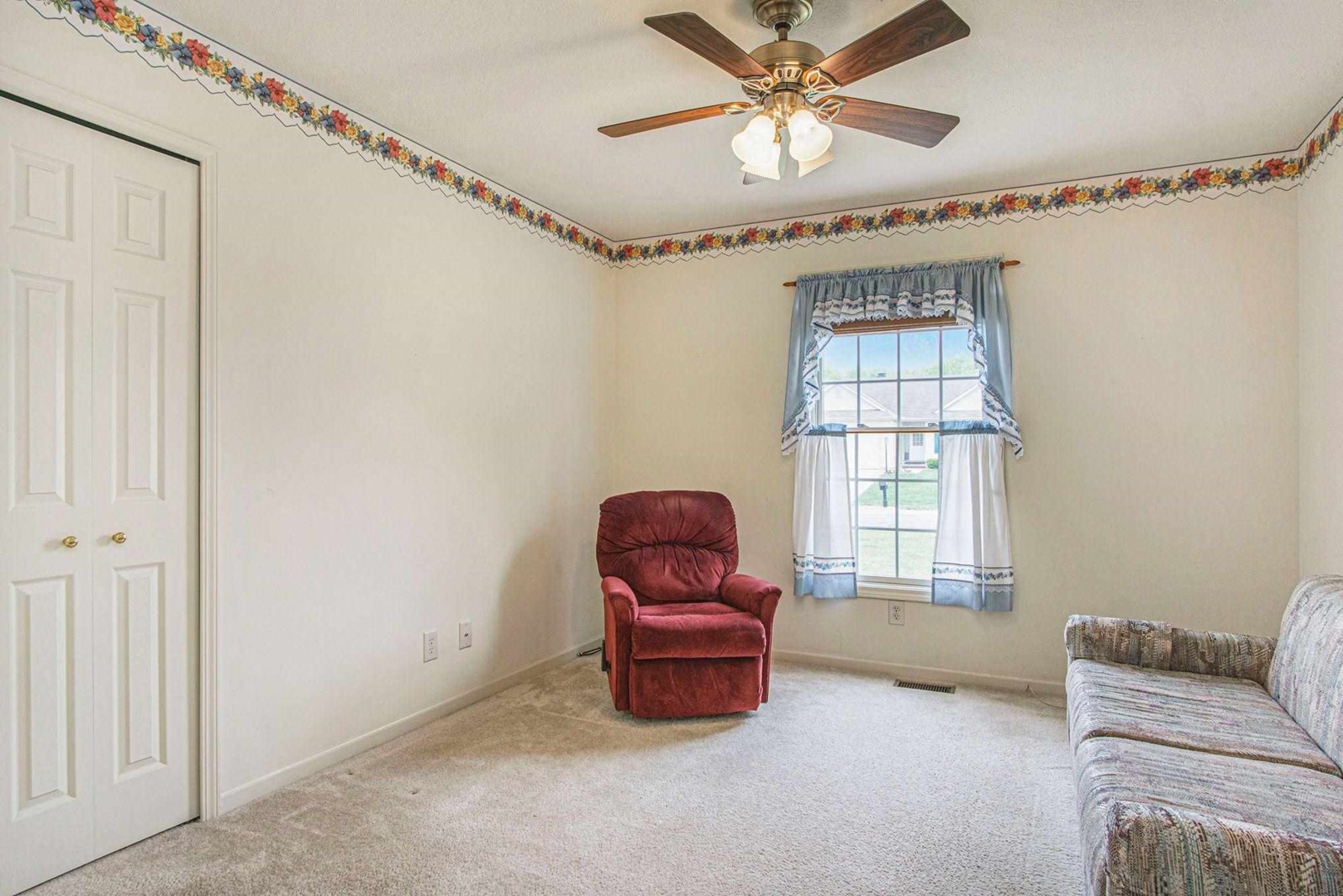 Ireland Ridge Ct, South Bend, IN 46614
